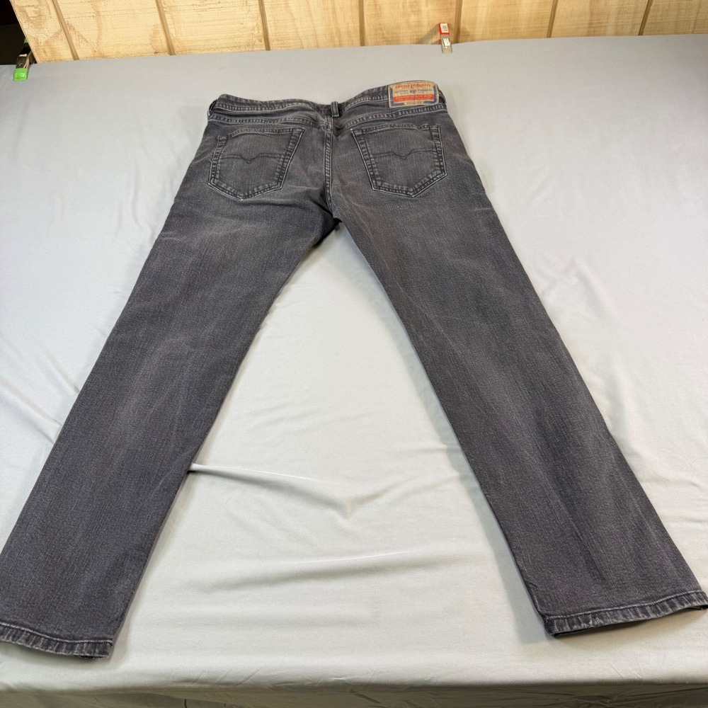 Diesel Men's Dark Gray Straight Jeans - Picture 9 of 16